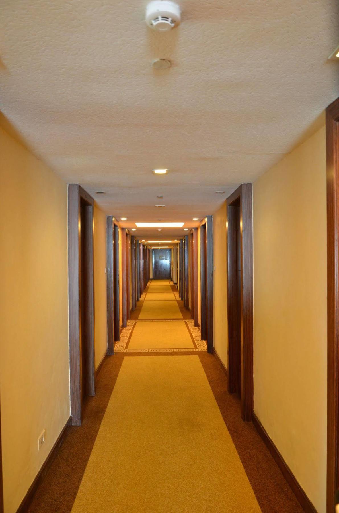 Country Inn & Suites By Radisson, Sahibabad กาเซียบัด ภายนอก รูปภาพ